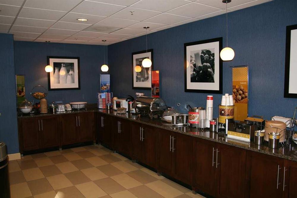 Hampton Inn Salem East - Electric Road Étterem fotó