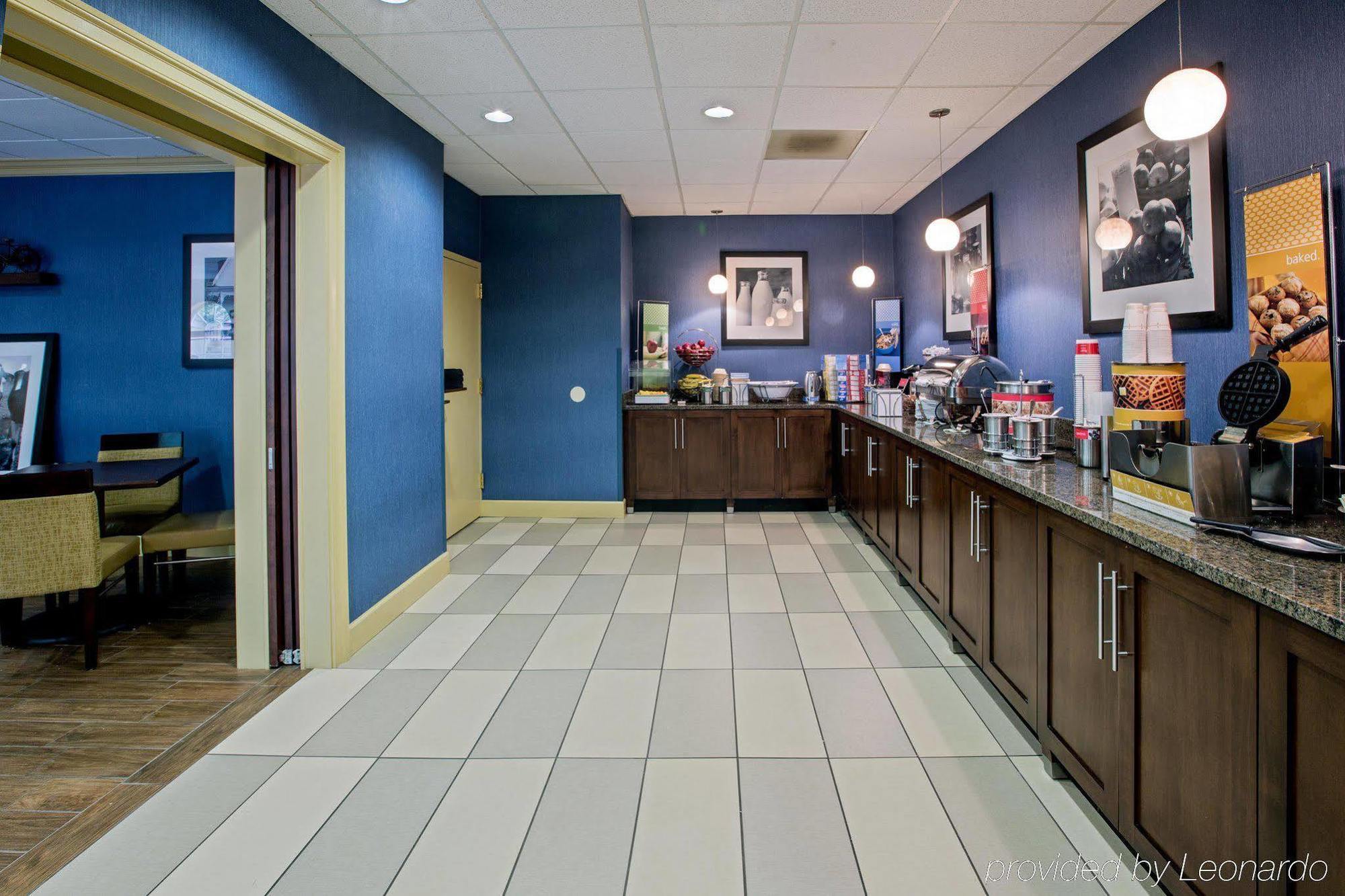 Hampton Inn Salem East - Electric Road Kültér fotó